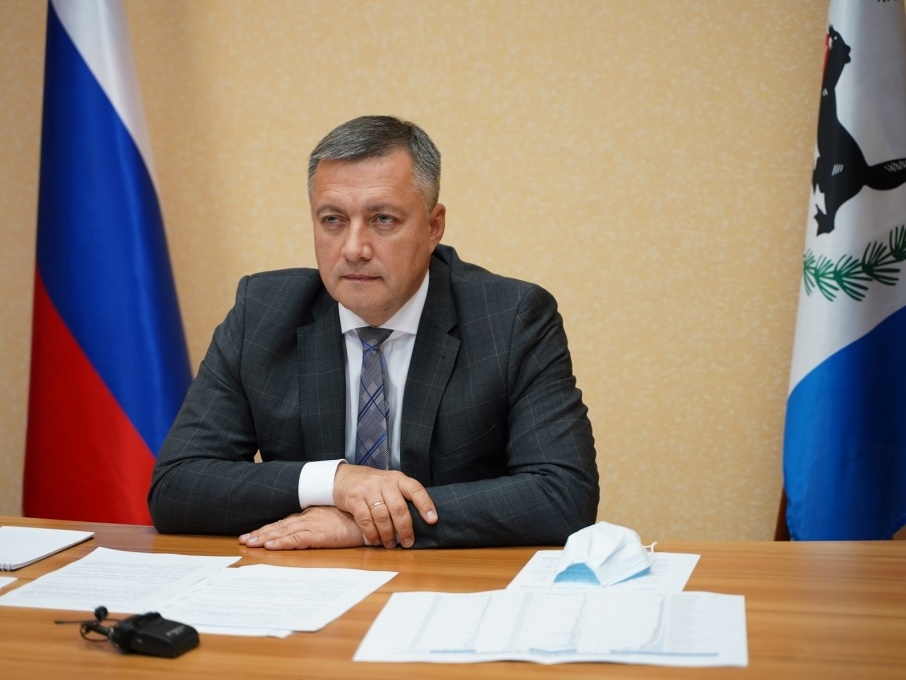 Губернатор Игорь Кобзев провел прием граждан по личным вопросам