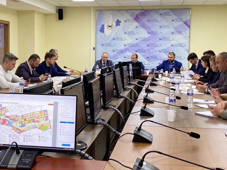 Реализацию проекта комплексного развития Знаменского предместья обсудили в министерстве строительства региона