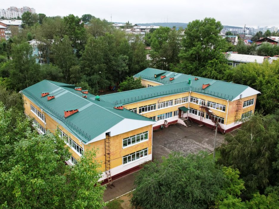 Мэр Иркутска проверил ремонт образовательных учреждений