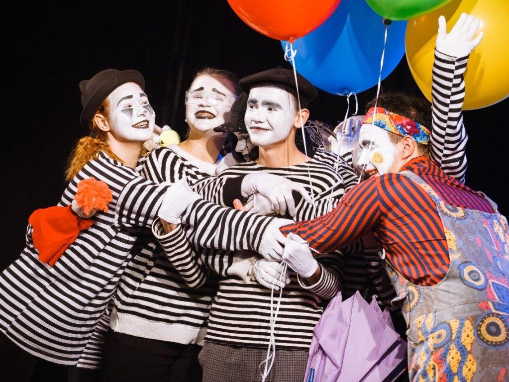 В Иркутске продолжается фестиваль детских и юношеских любительских театров