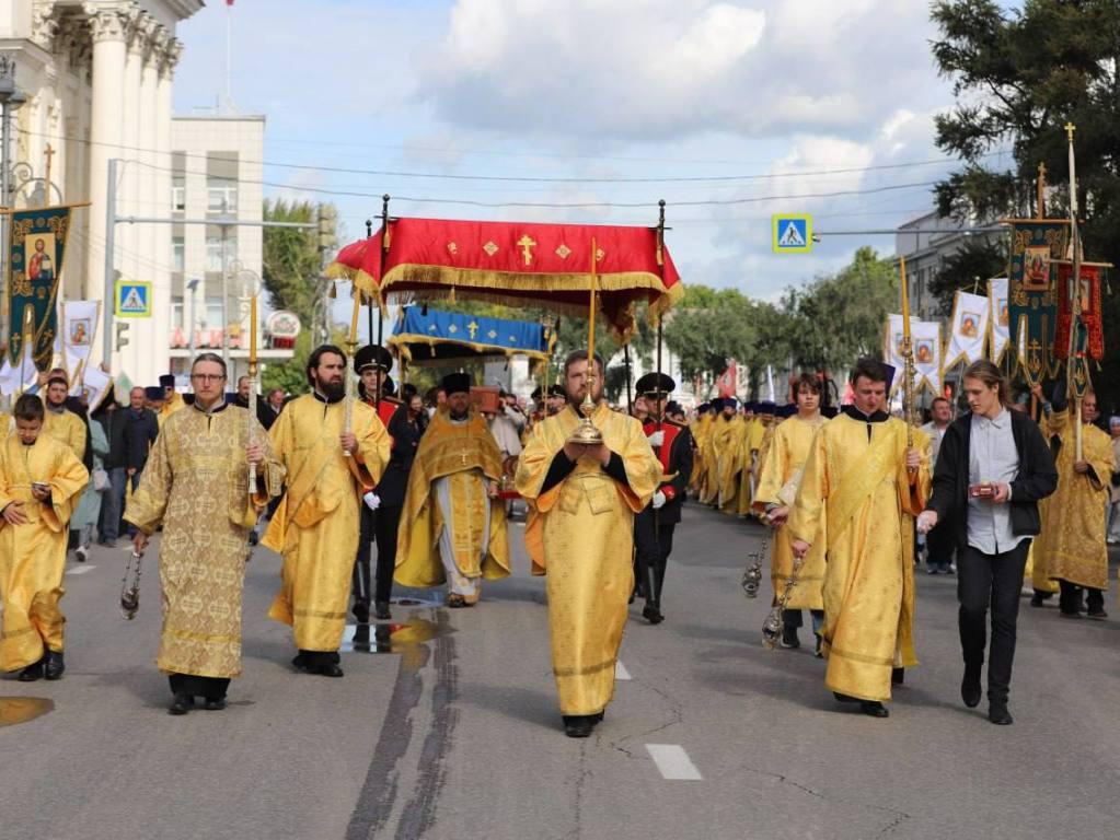 siyanie krestny khod ai