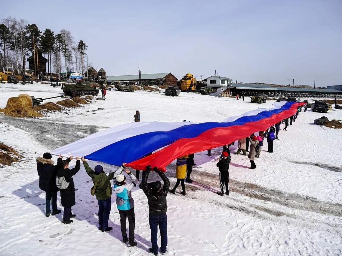 Иркутская область приняла участие во всероссийских акциях, приуроченных ко Дню воссоединения Крыма и Севастополя с Россией