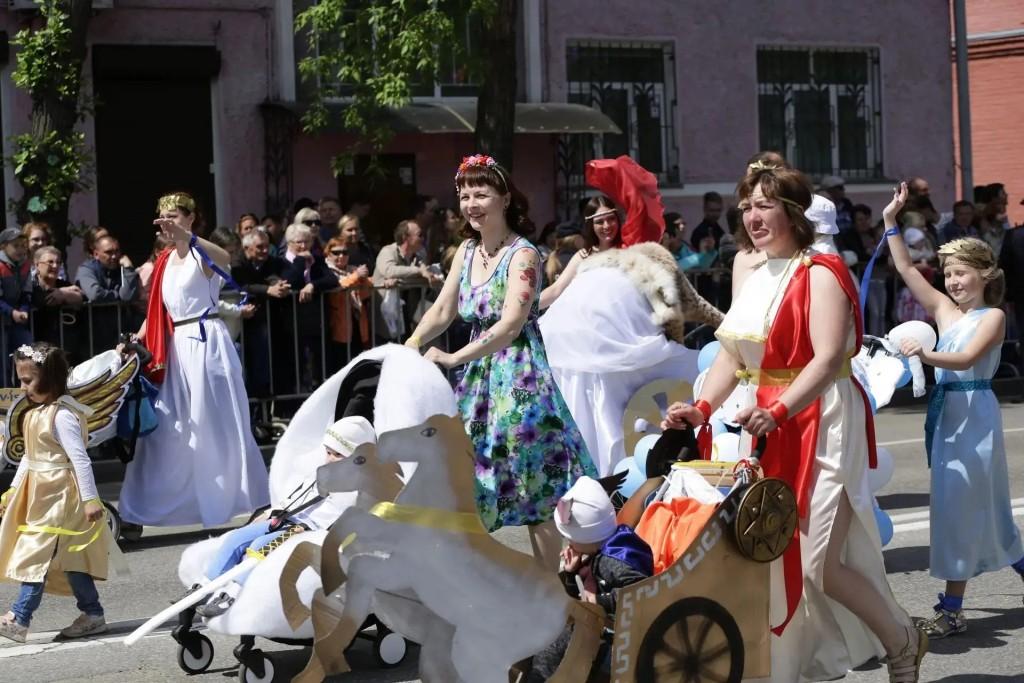 parad kolyasok ai