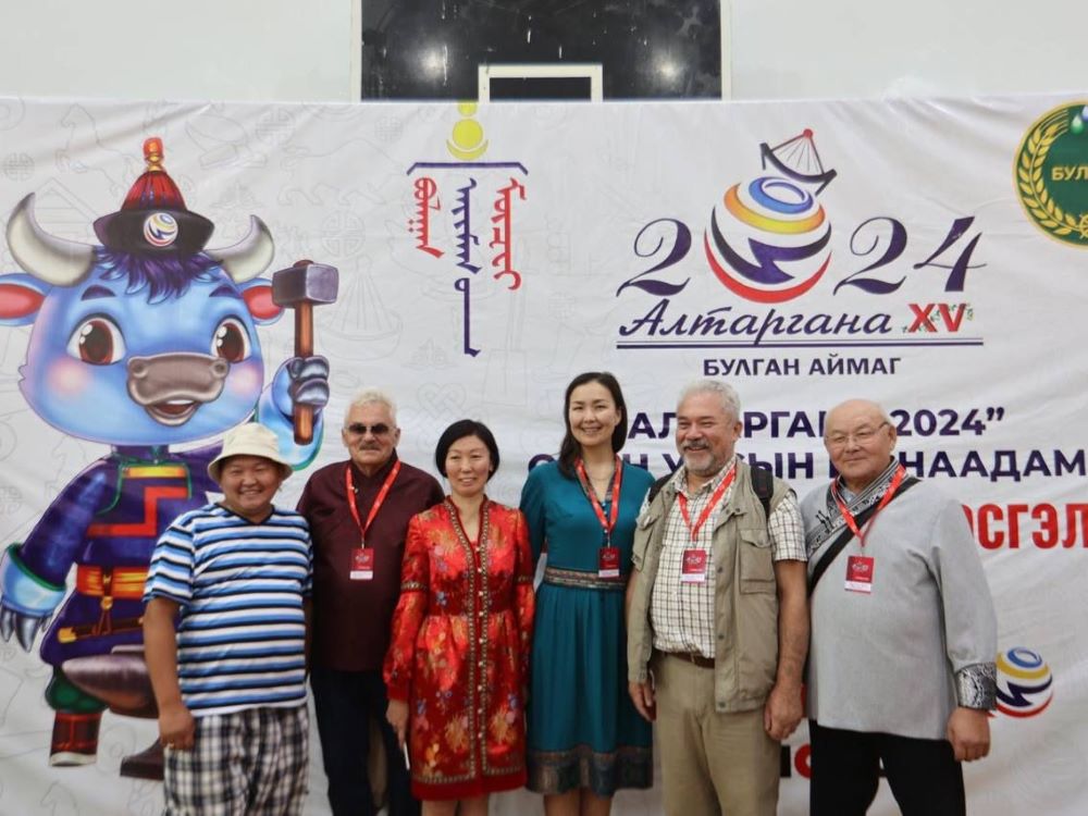 Делегация Иркутской области участвует в Международном бурятском фестивале «Алтаргана»
