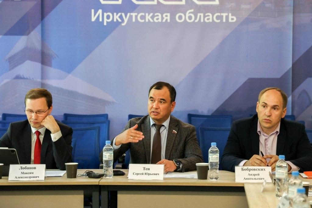 Общественный совет партийного проекта «Единой России» «Безопасные дороги» прошел в Иркутске