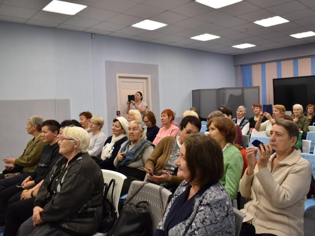 starshee pokolenie io