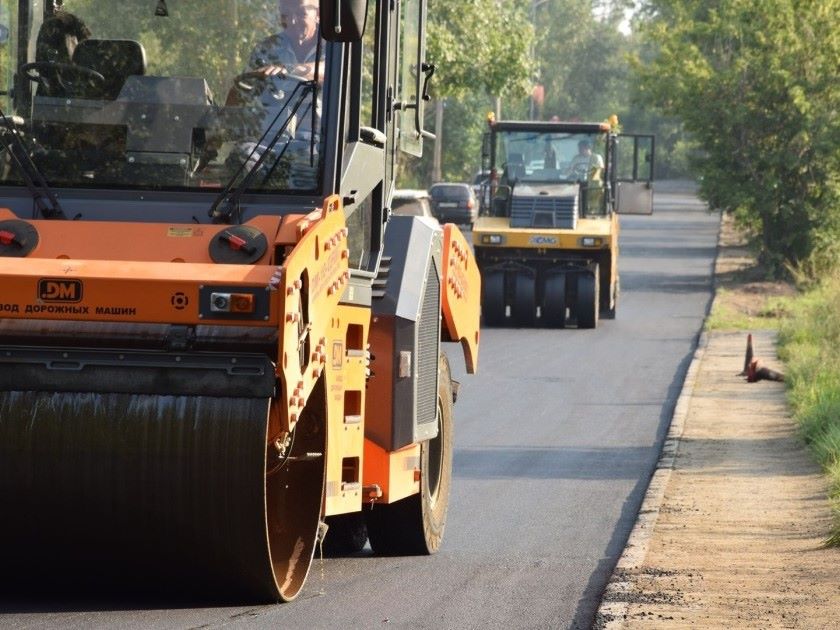 В Братске продолжают ремонтировать дороги