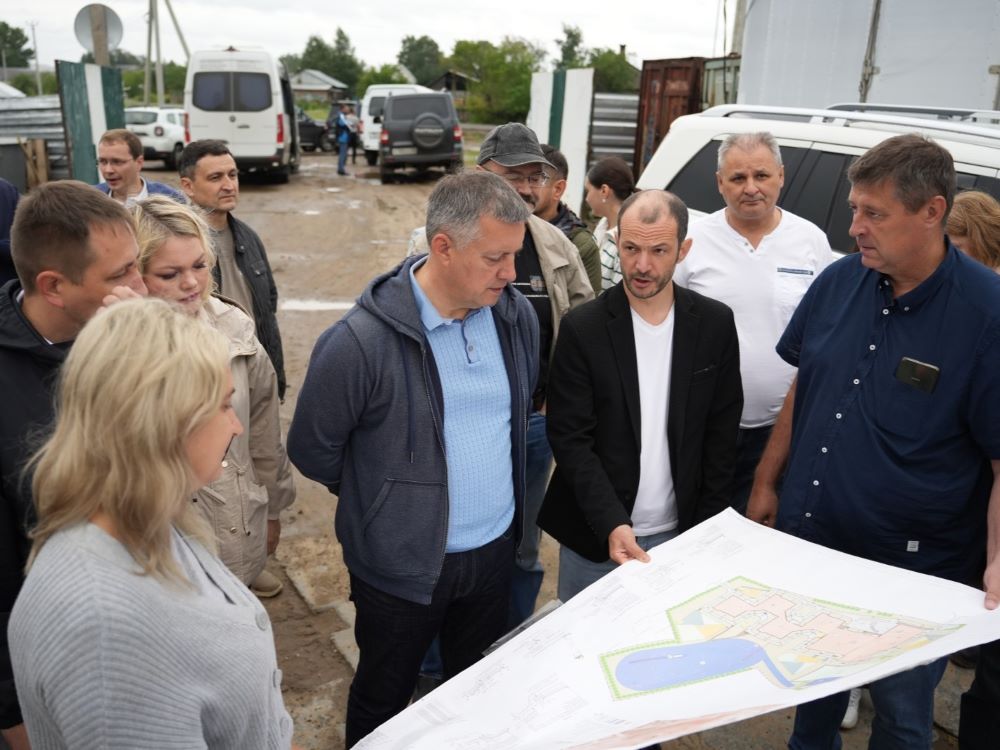 Игорь Кобзев проверил ход строительства новой школы в Тайшете
