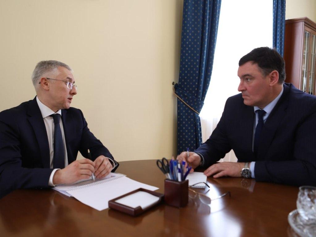 Руслан Болотов и Алексей Макаров обсудили сотрудничество в социальной сфере